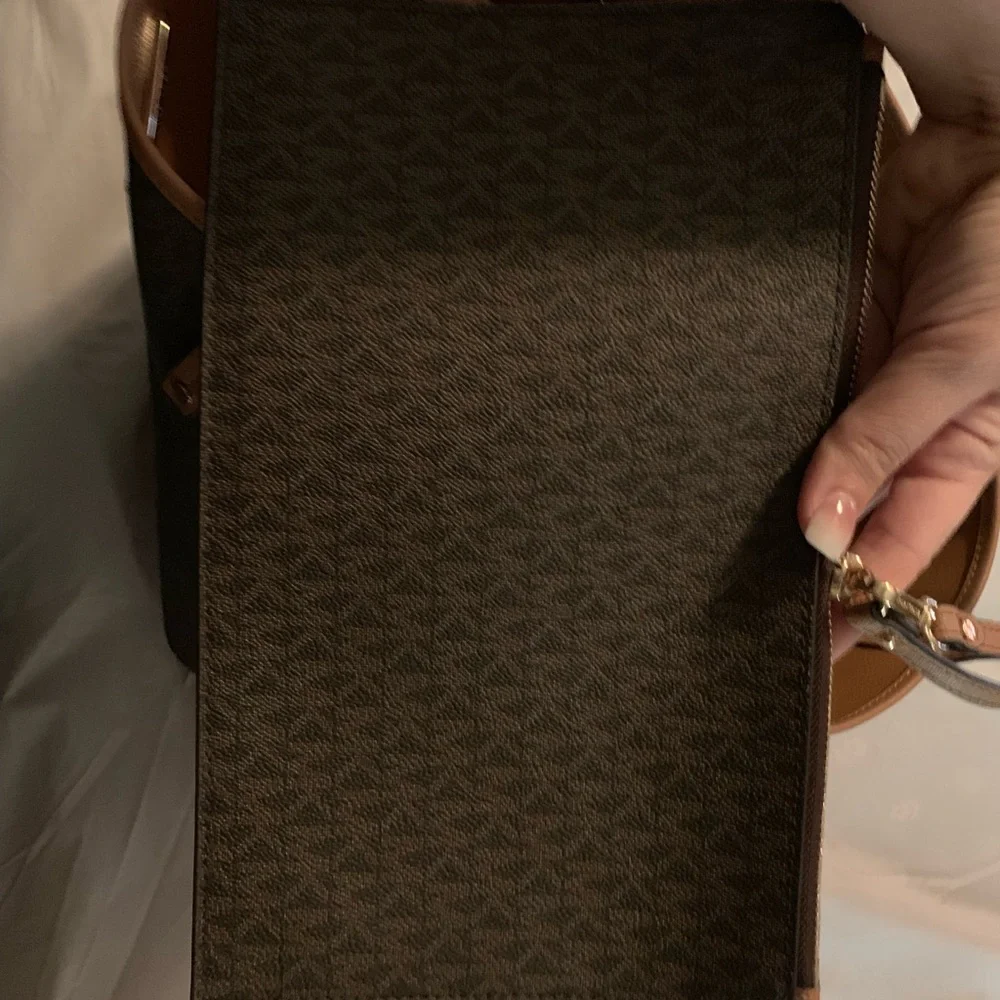 Michael Kors spacious michael